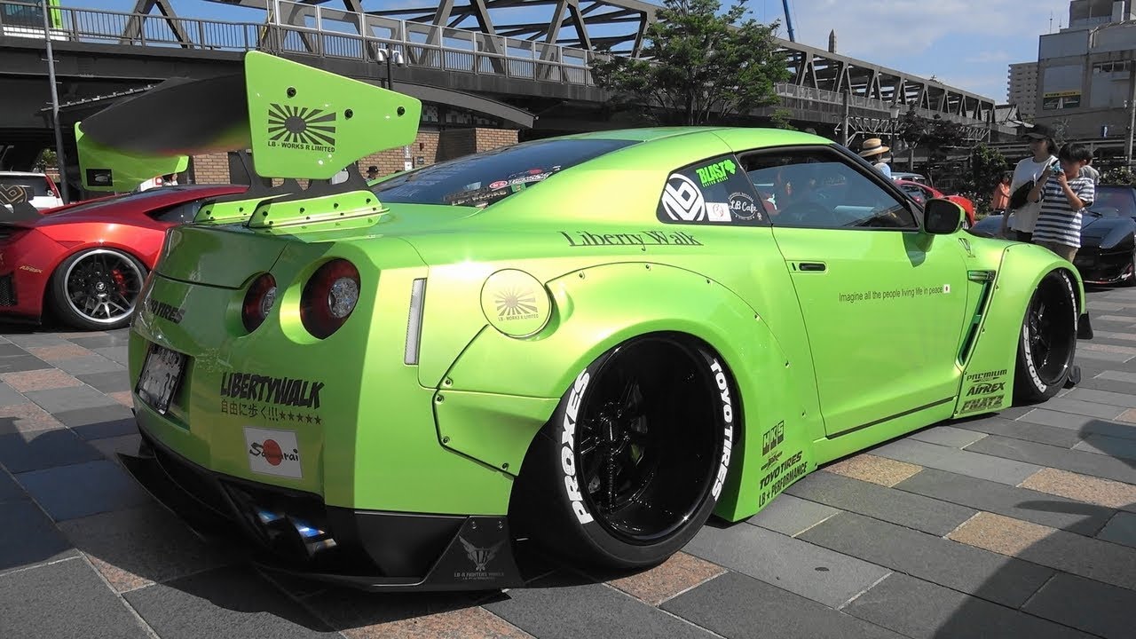 Liberty Walk リバティーウォーク ど派手なgtr軍団 他旧車 アメ車 カスタムカー 第6回 甲府駅自動車博覧會 Youtube