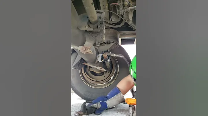 Welding inner s-cam bracket back on