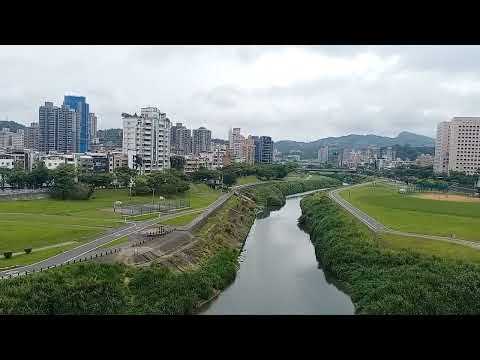 台北市文山區左岸河堤公園
