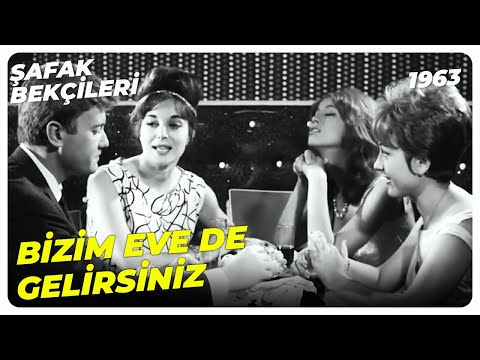 Şafak Bekçileri - Zamparalıklar Başlasın | Leyla Sayar  Göksel Arsoy | Yeşilçam Filmi