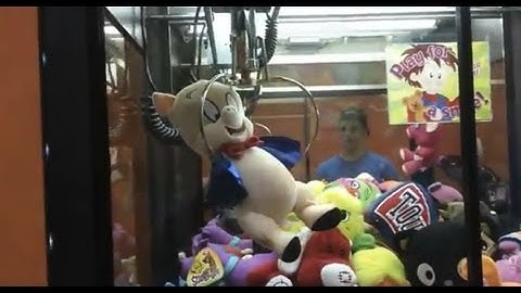 Man vs Claw: By The Eyebrow | JOYSTICK