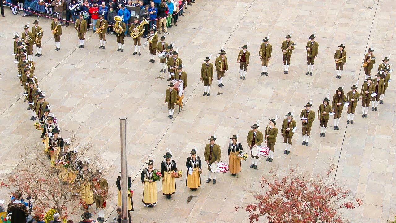 Musikkapelle Folgaria - Banda Folkloristica di Folgaria - Marschmusikbewertung Meran 2015
