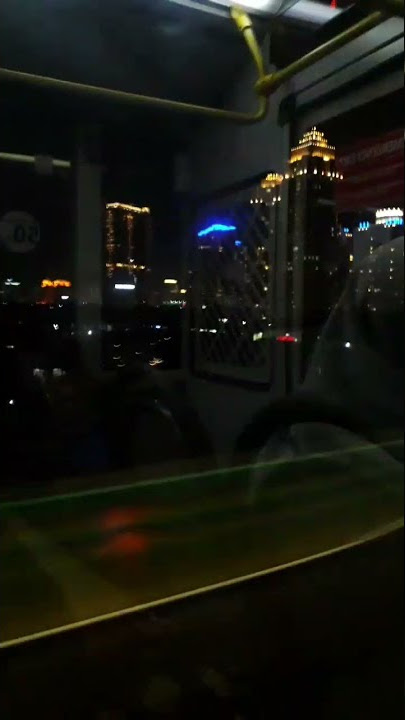 Keindahan kota jakarta malam hari