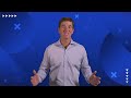 Who Makes the Better Burger?! | Bobby Flay’s “Bacon Crunch Burger” | The Eli Manning Show