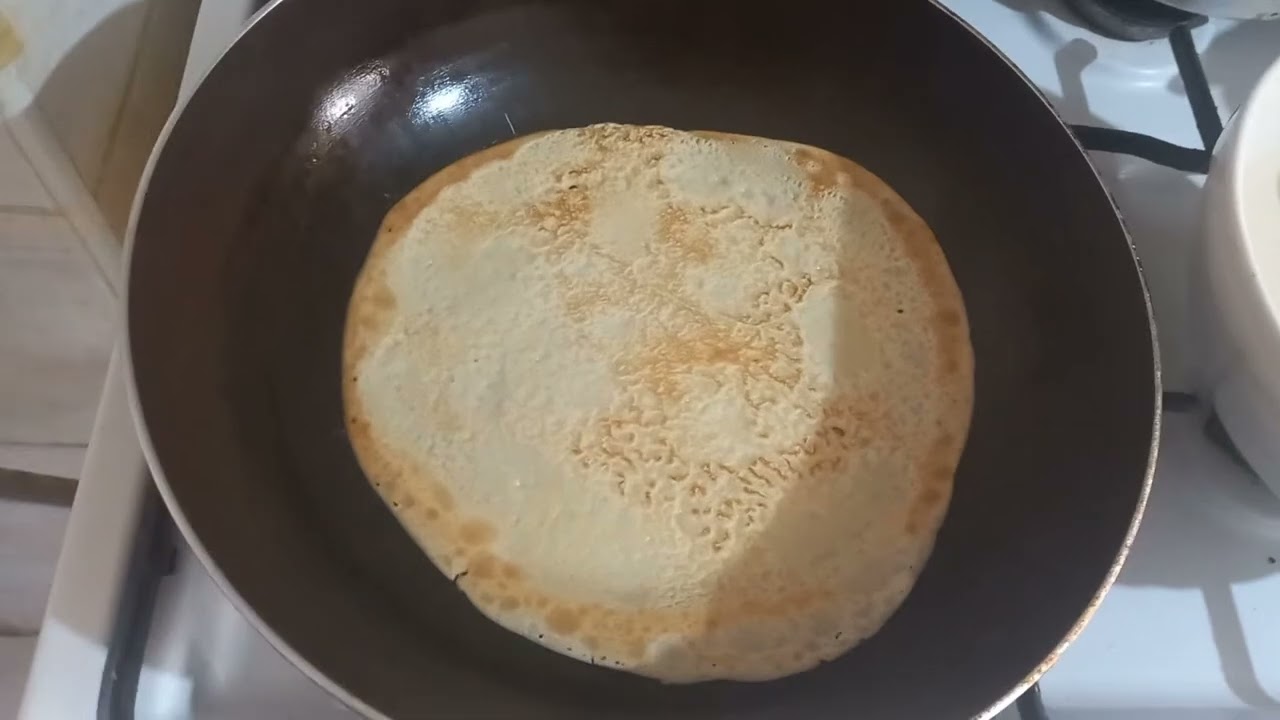 ТУРКМЕН КОТОРЫЙ ПЕЧЕТ БЛИНЫ,ВАРИТ БОРЩИ И СУПЫ ,ПЕЛЬМЕНИ И МАНТЫ И ЧЕБУРЕКИ !? 