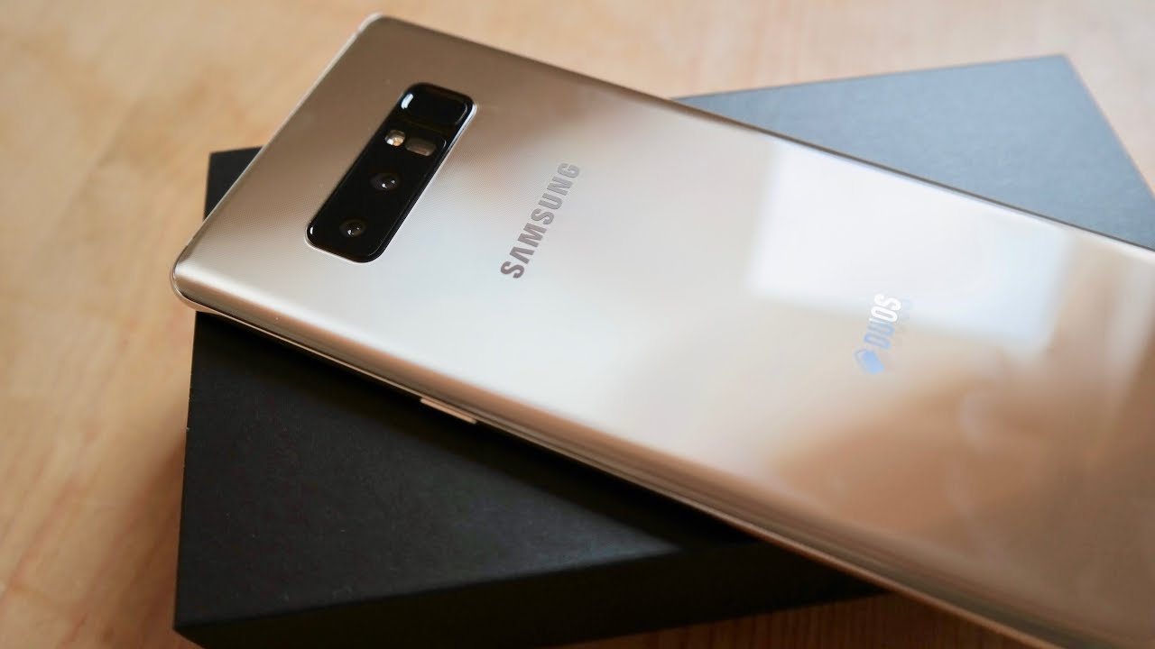 Unboxing the Samsung Galaxy Note 8 - Maple Gold