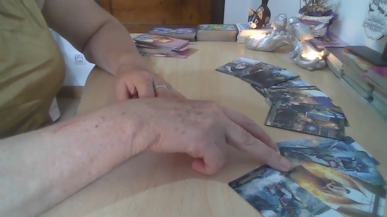 VIVE UN MAREMAGNUM EMOCIONAL! UN DUELO ,YA NO ESTÁS A SU LADO! A FUTURO SOLAMENTE SE PERCIBE CONTIGO