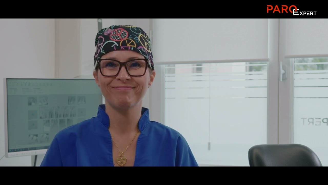 Puis-je toucher ma lèvre après une greffe de gencive ? - Paro Expert