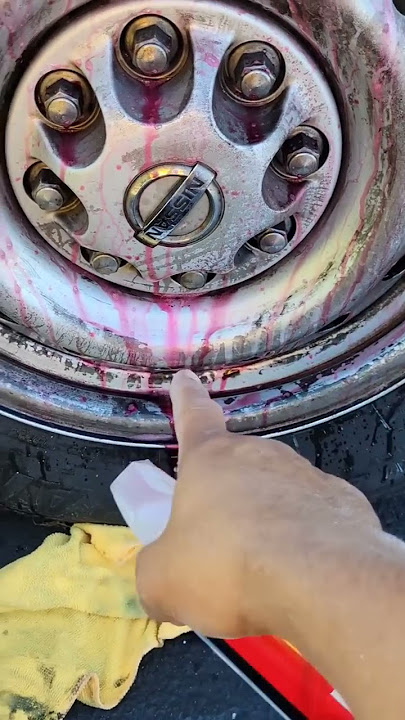 Limpieza de neumáticos con diablo wheel cleaner