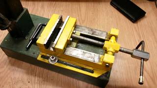 Самодельные тиски для сверлильного станка А vise for the drill press homemade