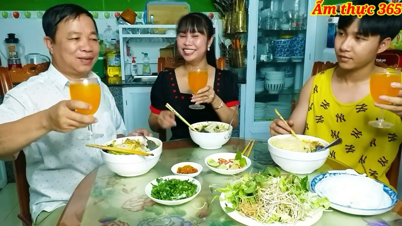 Hướng dẫn Cách nấu bún bò đơn giản – Bún gân bò, cách nấu bún gân bò quá ngon/Ẩm thực 365