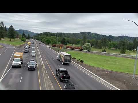 Roseburg - People's Convoy Oregon 2022-0429