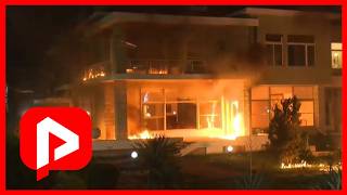 Alarmante Protestuesit Djegin Vilën E Enver Hoxhës, Mund Të Ketë Të Plagosur