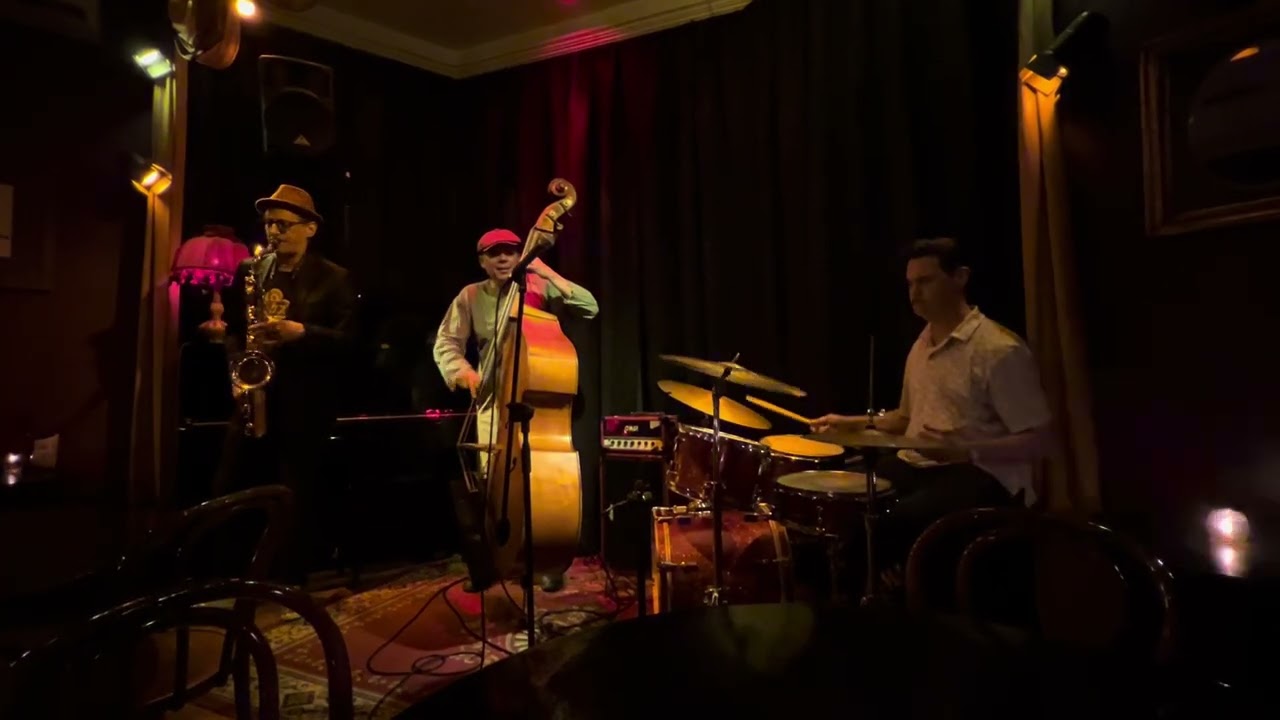 Drumming to rhythm changes at Casa Franca Jazz Mexico City 