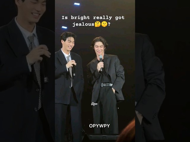 Jealous Bright vachirawit & naughty Winmetawin😆 #bbrightvc #winmetawin #BrightWin vctto- opy(twt) class=