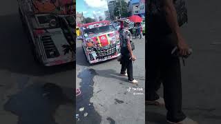 𝐵𝑎𝑑 𝑏𝑢𝑠 Dat