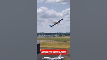 Boeing 777x INSANE Steep Takeoff