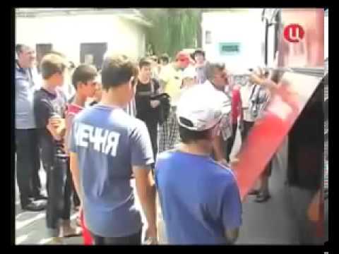 Кавказцы в машине