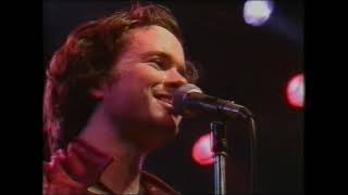 View Violent Femmes Live Performance of 'Add It Up' at the Lyceum, London