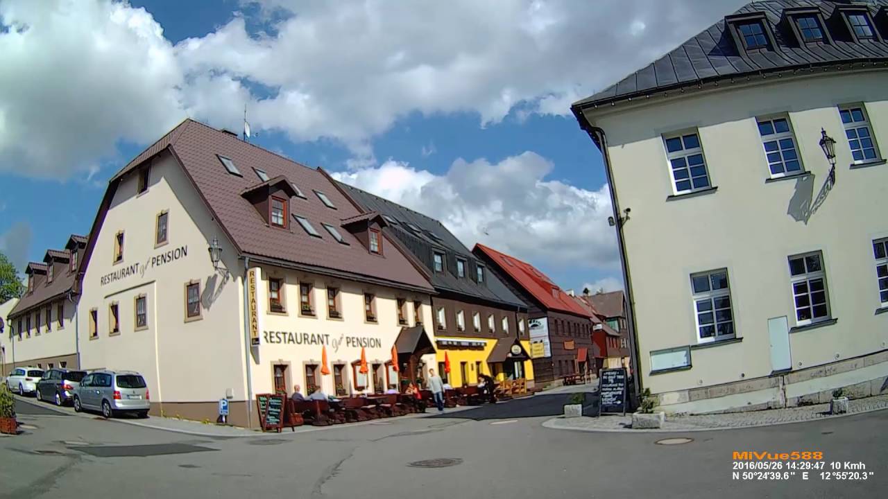 CZ: Boží Dar (Gottesgab). Karlovarský kraj. Driving across the town. Mai 2016