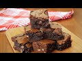 La receta más fácil de Brownies de doble chocolate.