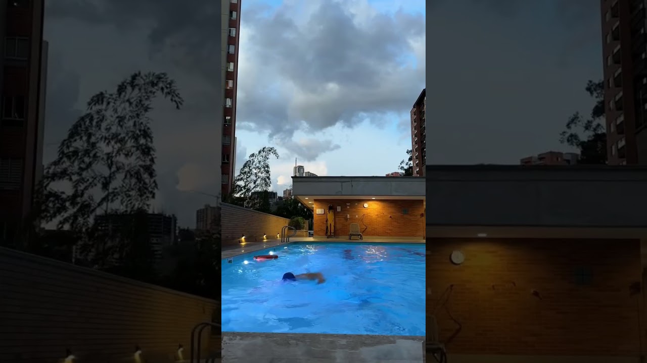 🌊¡Let’s swim 2 km! 🏊‍♂️ 