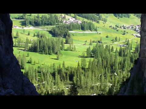 Rifugio Pisciadù. Da Colfosco al rifugio attraverso la Val Mezdì - Giovanni Scurati