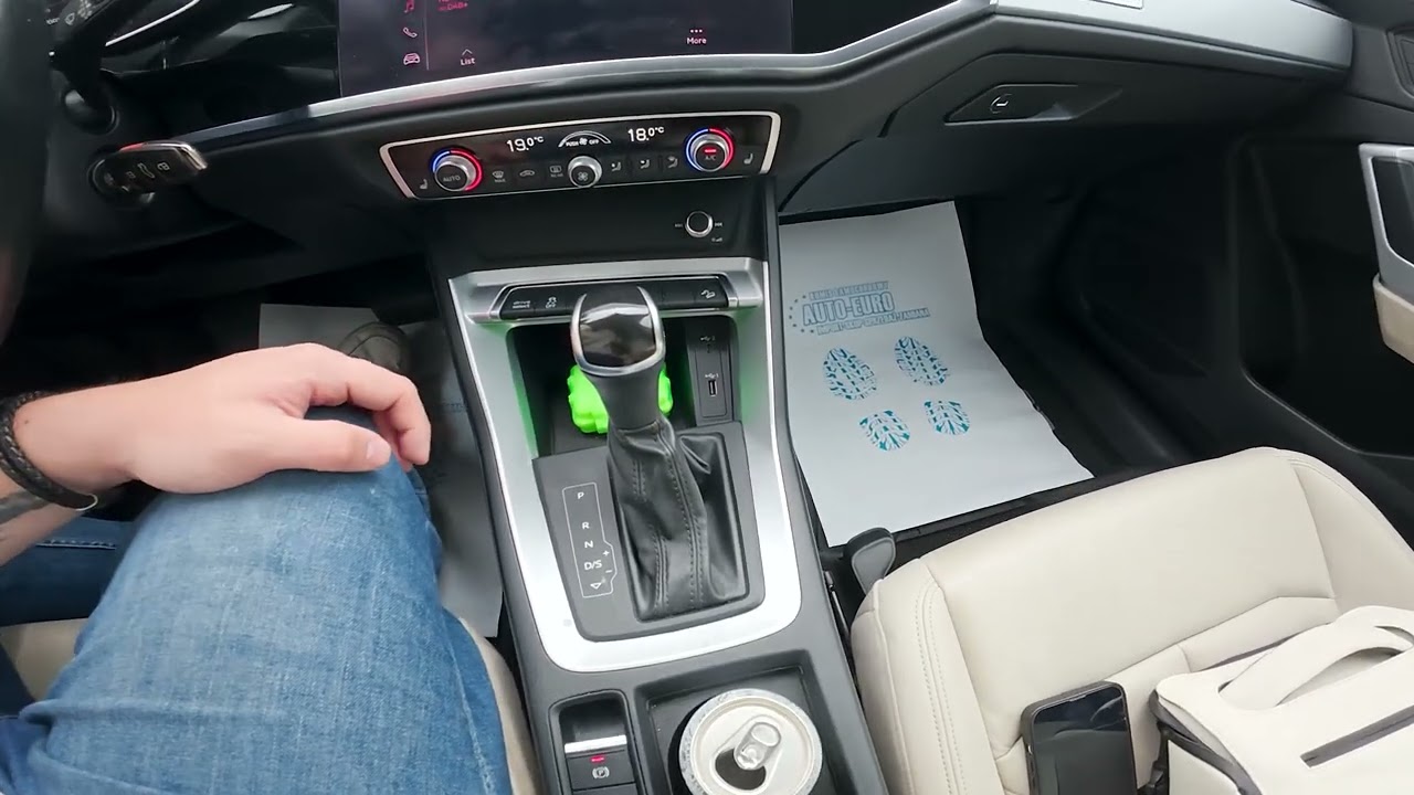 Обновленный Audi Q3 (2015-2018) – поиск USB-портов