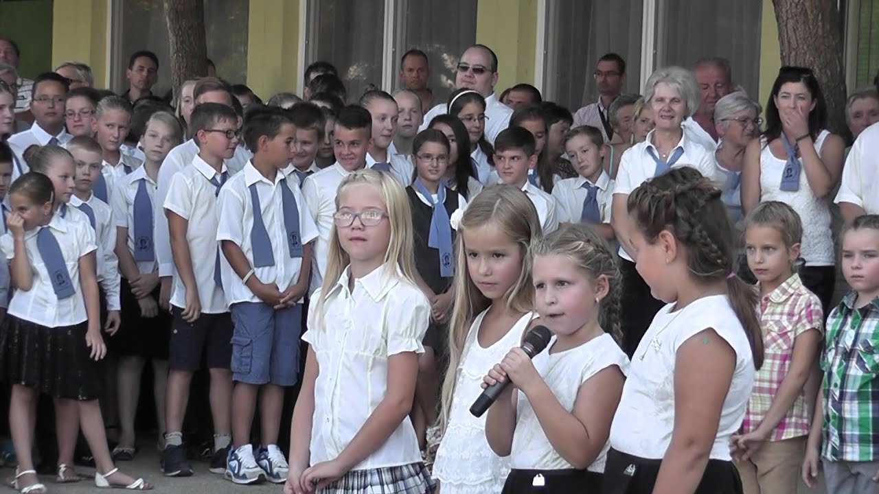 Tanévnyitó ünnepség 2015 - Thököly Imre Két Tanítási Nyelvű Ált. Isk.