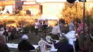 Video thumbnail of "Chanson Montagne Pyrénées Barbecue Conques sur Orbiel le 31072011 partie 2dvix.avi"