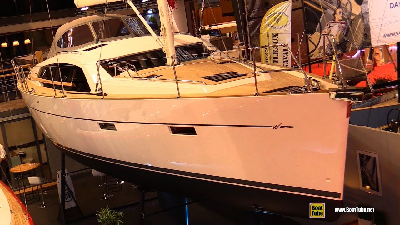 2017 Wauquiez Pilot Saloon 48 Sailing Yacht - Walkaround - 2016 Salon Nautique Paris