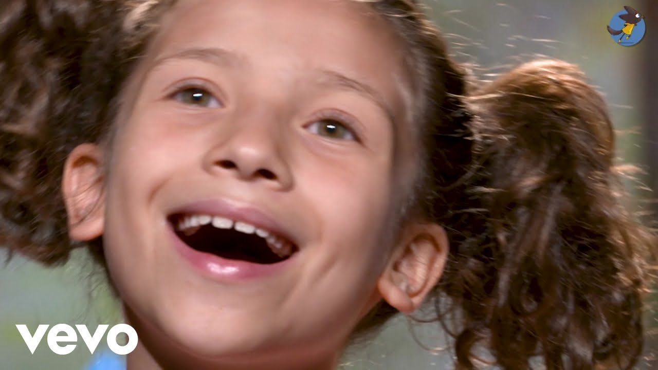 Piccolo Coro dell'Antoniano - Lo senti anche tu (Official Video)