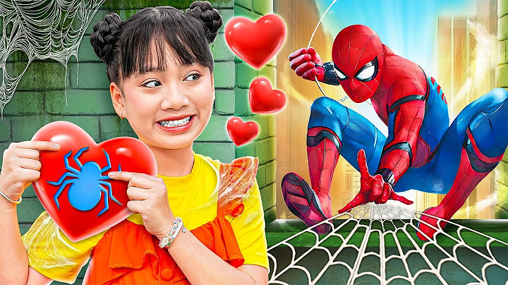 Oh No! Baby Doll Fell In Love With Spiderman! He Saved My Life!