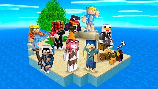 SIAMO NAUFRAGATI IN UN'ISOLA DESERTA! - ISOLA DEGLI YOUTUBERS *MINECRAFT*