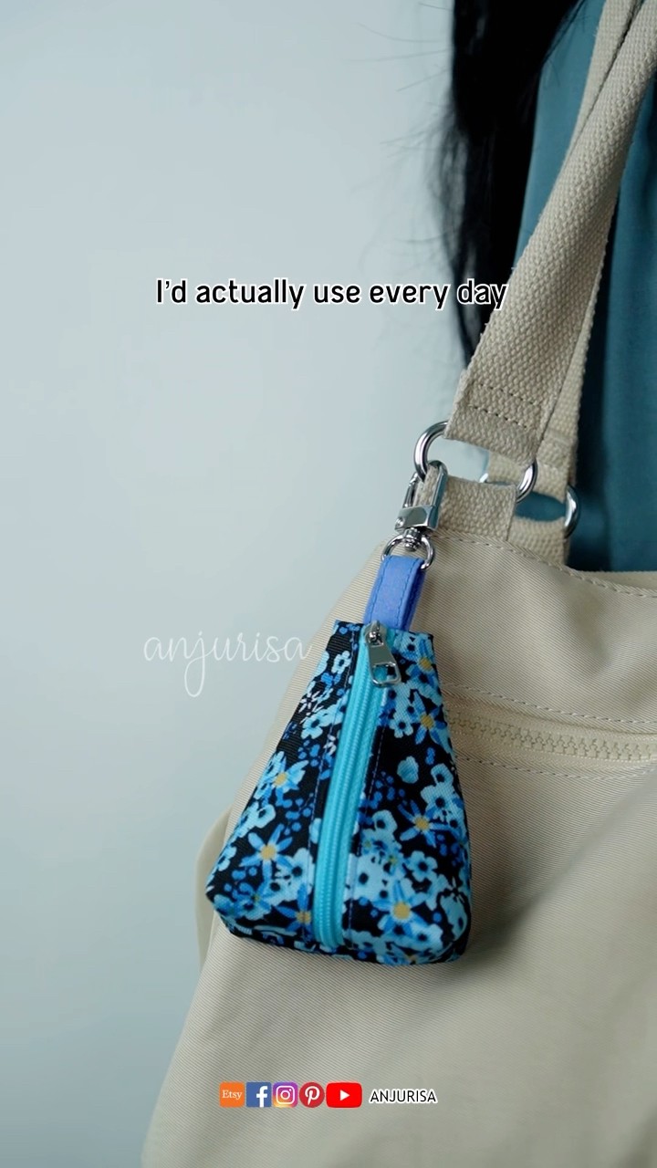 Why I redesigned my viral pouch — It's the DELIA Pouch - YouTube Why I redesigned my viral pouch — It's the DELIA Pouch - YouTube