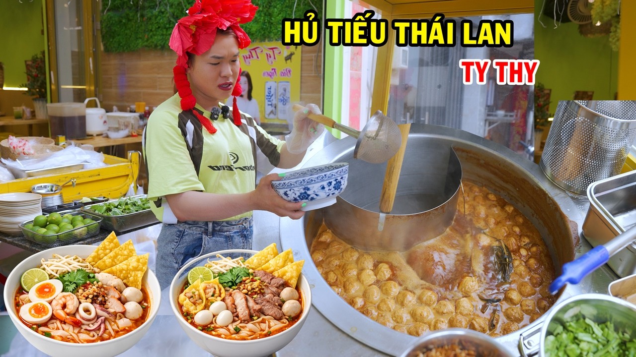 Ty Thy chính thức nghỉ bán gỏi, khai trương hủ tiếu Thái Lan - Ty Thy Vlog Gỏi đu đủ