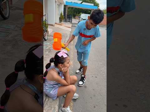 Nicolás MOLESTA a Danielita 😡😡#comedy #humor #viral #funny #comedia