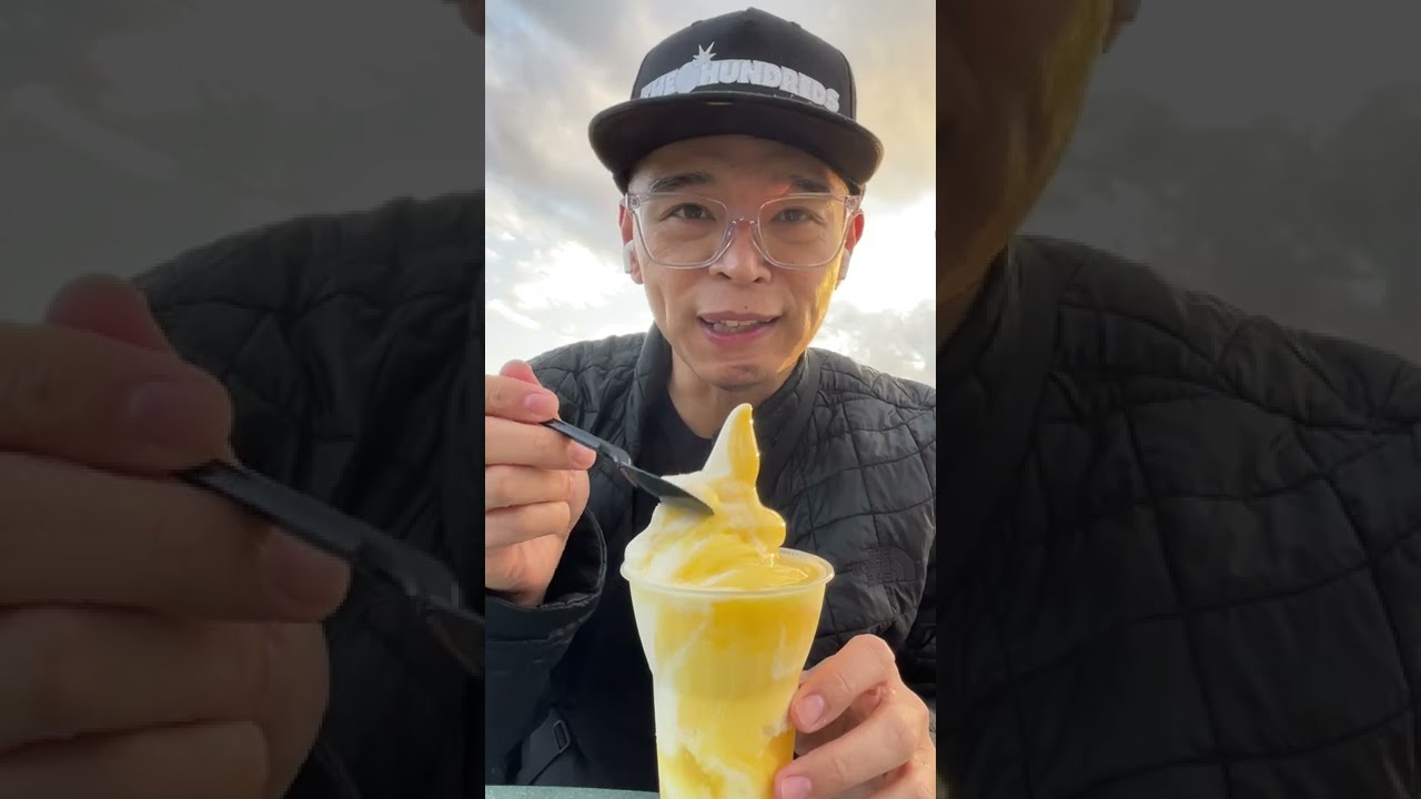 Dole Whip Float Mukbang at Disney Springs