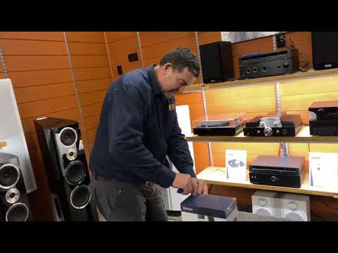 Unboxing Denon AH-D5200