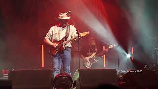 Randy Houser Australian Tour 2025 – Melbourne – performing ~ Whistlin' Dixie