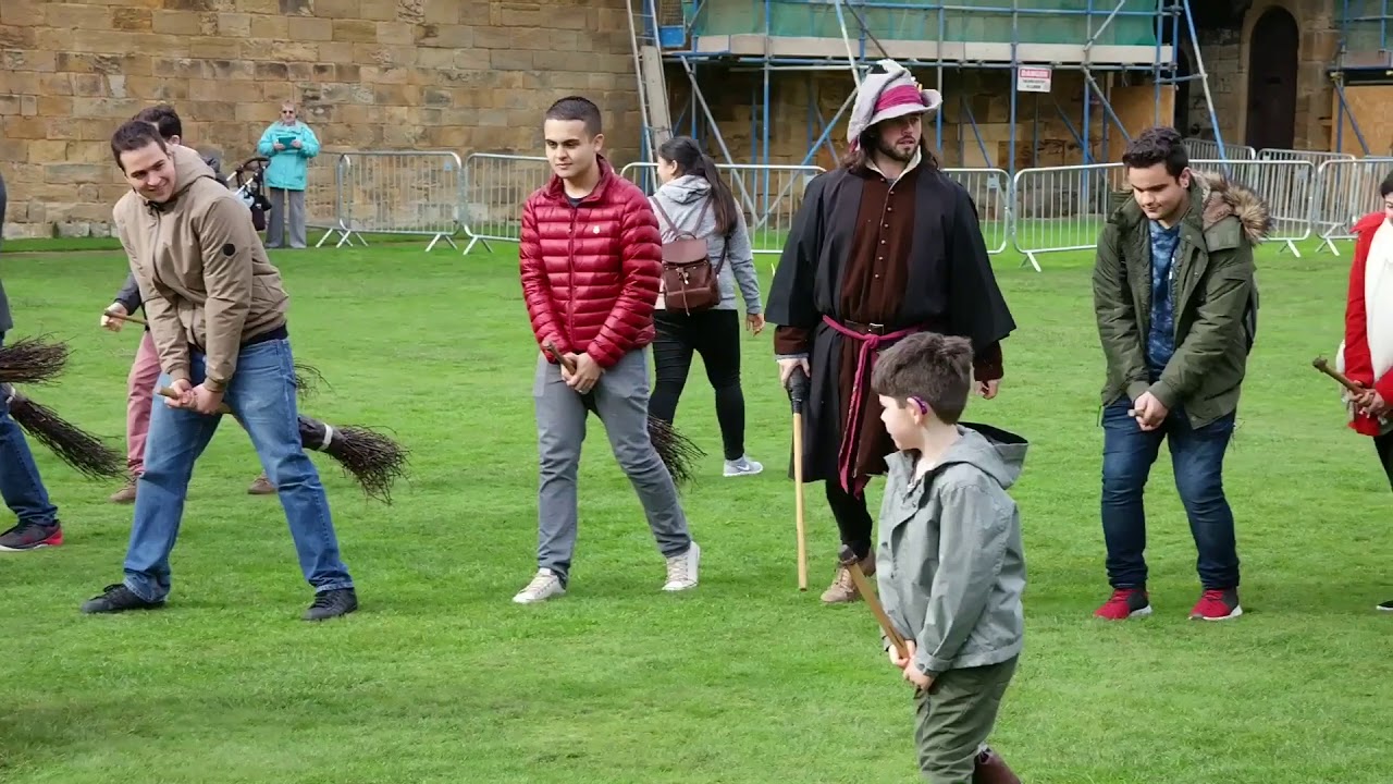 Broomstick Training (Flying Lessons at Hogwarts Alnwick Castle 30.9.17) YouTube