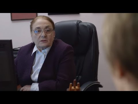 ასმათ ტყაბლაძე - სკოლის დირექტორი