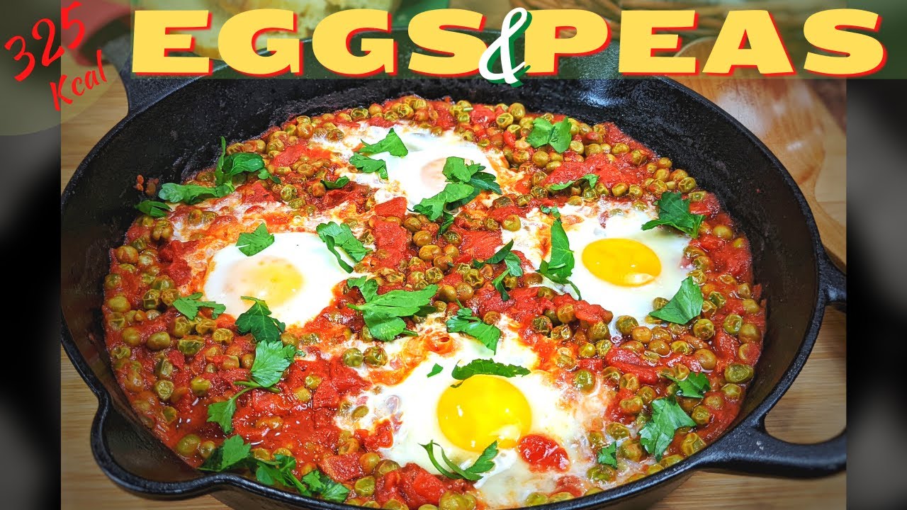 Easy eggs with peas. Fast, cheap and complete dinner. ONLY 325 Kcal