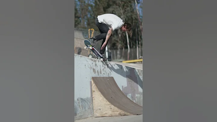 Skate or DIY!