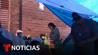 Viven en carpas en el centro de Los Ángeles porque, según ellos, los refugios quieren cobrarles