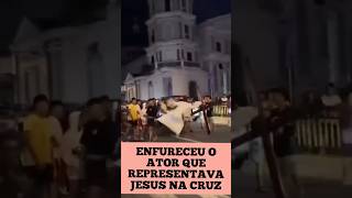Jesus Da Cruz  Zuado Durante Pea Da Paixo De Cristo