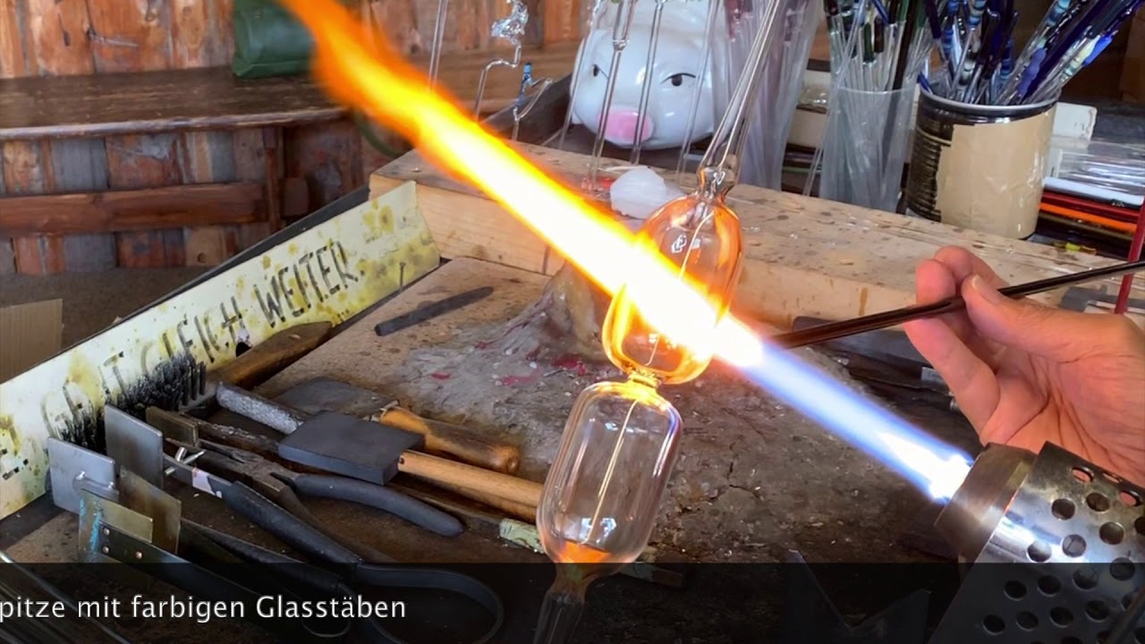 Vorarbeiten für Glaskugel blasen