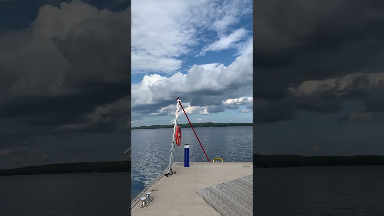 Finland is cool. The small town Vääksy on the shore of a large Lake Päätjänne. Финляндия.