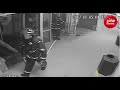 لحظة انفجار قنبلة في مسجد بولاية مينيسوتا الأمريكية لحظة انفجار قنبلة في مسجد بولاية مينيسوتا الأمريكية
