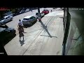 Suspeito é filmado furtando motocicleta na Av. Jatuarana